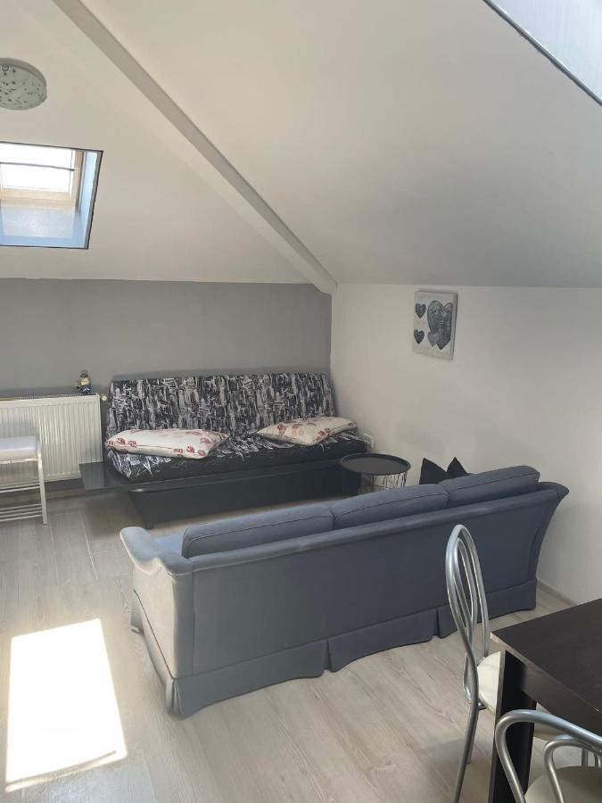 Apartament 2 Camere Chiajna Dış mekan fotoğraf
